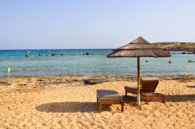 Kıbrıs Rum Kesimi 'nin Ayia Napa kentindeki Musan Sahili manzarası