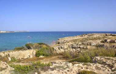  Kıbrıs Rum Kesimi 'nin Ayia Napa kentindeki kıyı şeridi manzarası
