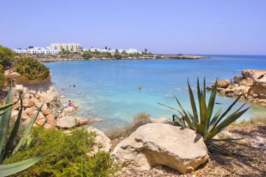 Kıbrıs Rum Kesimi 'nin Protaras kentindeki Bizans Sahili manzarası