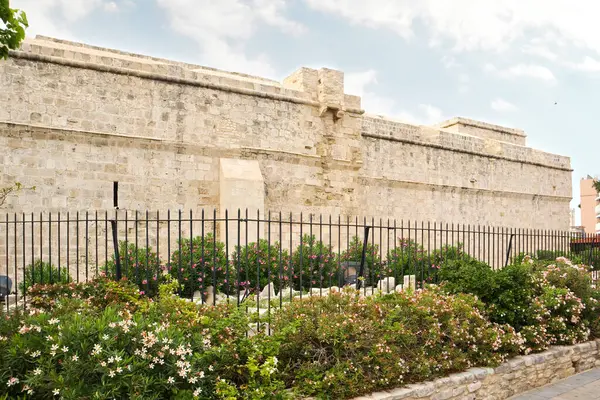  Limasol Şatosu 'nun Kıbrıs Rum Kesimi' ndeki manzarası