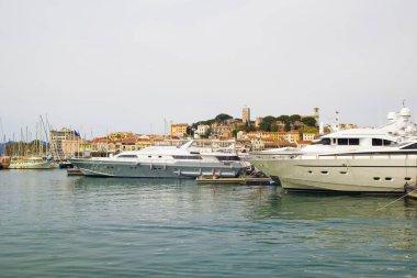 Fransa, Cannes 'da yat marinası manzarası
