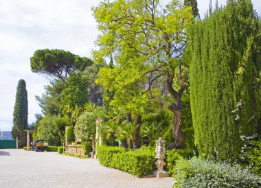 Saint-Jean-Cap-Ferrat, Fransa 'daki Villa Emiri de Rothschild Parkı