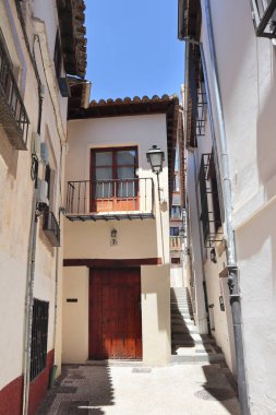Granada, İspanya 'da şehir merkezinin dar sokakları