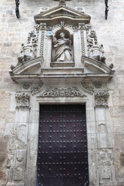 İspanya, Sevilla 'daki Santa Mara Kraliyet Kilisesi' nin detayları.