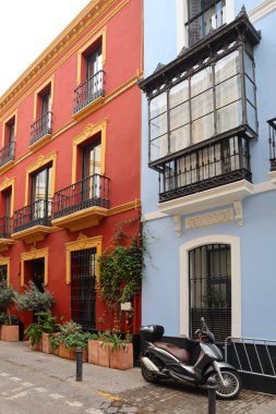 İspanya 'nın Seville şehrinde tarihi antika evler