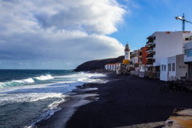 Meryem Ana Bazilikası ile Panorama ve Candelaria 'da okyanus, Santa Cruz de Tenerife, İspanya