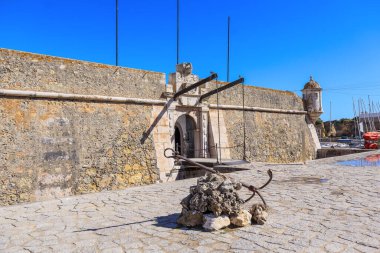 Ponta da Bandeira Kalesi Lagos, Algarve, Portekiz