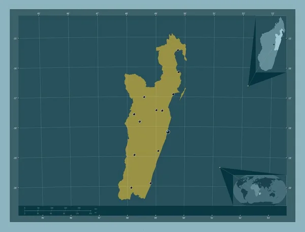 马达加斯加的一个自治省图阿马西纳 固体的颜色形状 该区域主要城市的所在地点 角辅助位置图 — 图库照片