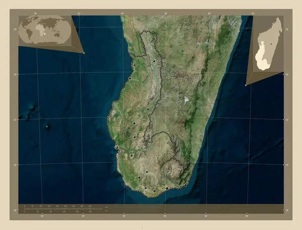 马达加斯加的自治省 托利亚里 高分辨率卫星地图 该区域主要城市的所在地点 角辅助位置图 — 图库照片