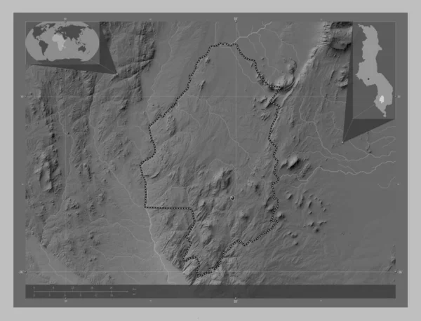 マラウィの地区 ブランタイヤ 湖や川とグレースケールの標高マップ コーナー補助位置図 — ストック写真