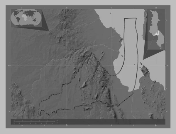マラウィのデデザ地区 湖や川とグレースケールの標高マップ コーナー補助位置図 — ストック写真