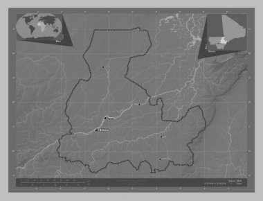 Segou, Mali bölgesi. Gölleri ve nehirleri olan gri tonlama yükseklik haritası. Bölgenin büyük şehirlerinin yerleri ve isimleri. Köşedeki yedek konum haritaları
