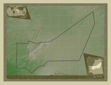 Adrar, Moritanya bölgesi. Yükseklik haritası göller ve nehirlerle wiki tarzında renklendirilmiş. Bölgenin büyük şehirlerinin yerleri ve isimleri. Köşedeki yedek konum haritaları