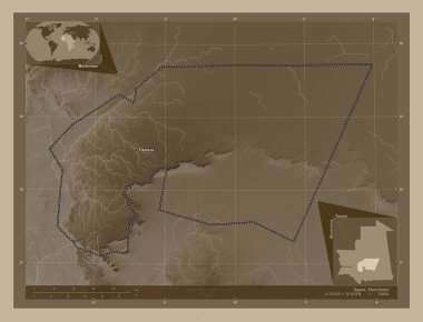 Etiket, Moritanya bölgesi. Yükseklik haritası sepya tonlarında göller ve nehirlerle renklendirilmiş. Bölgenin büyük şehirlerinin yerleri ve isimleri. Köşedeki yedek konum haritaları