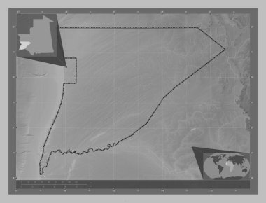 Trarza, Moritanya bölgesi. Gölleri ve nehirleri olan gri tonlama yükseklik haritası. Köşedeki yedek konum haritaları