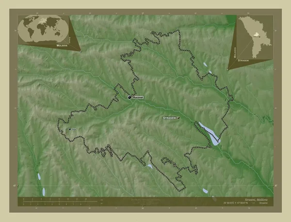 ストラセニ モルドバの地区 湖や川とWikiスタイルで着色された標高マップ 地域の主要都市の位置と名前 コーナー補助位置図 — ストック写真