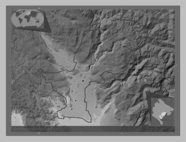 ポドゴリツァ モンテネグロの自治体 湖や川とグレースケールの標高マップ 地域の主要都市の場所 コーナー補助位置図 — ストック写真