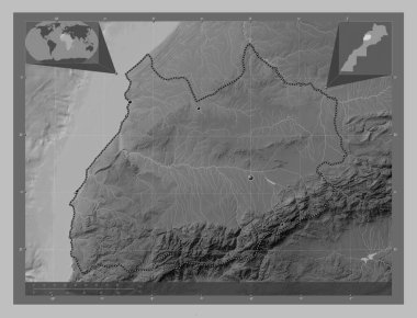 Marakeş-Safi, Fas bölgesi. Gölleri ve nehirleri olan gri tonlama yükseklik haritası. Bölgenin büyük şehirlerinin yerleri. Köşedeki yedek konum haritaları