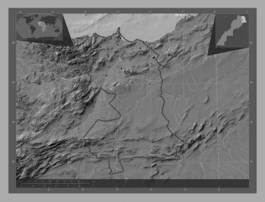 Doğu, Fas bölgesi. Göllü ve nehirli çift katlı yükseklik haritası. Bölgenin büyük şehirlerinin yerleri. Köşedeki yedek konum haritaları