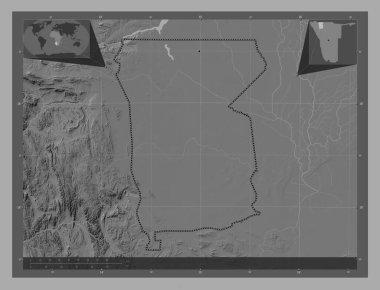 Omusati, Namibya bölgesi. Göllü ve nehirli çift katlı yükseklik haritası. Köşedeki yedek konum haritaları