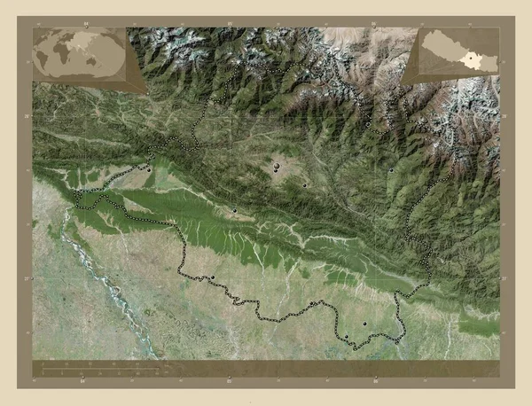 尼泊尔发展区中央 高分辨率卫星地图 该区域主要城市的所在地点 角辅助位置图 — 图库照片