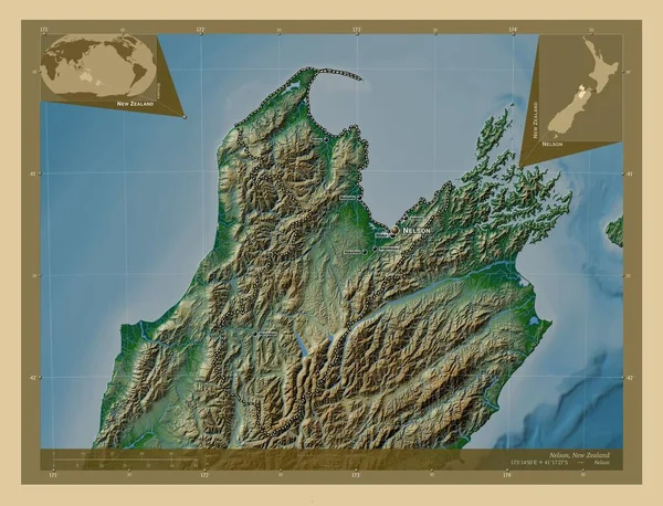 ネルソン ニュージーランドの統一当局 湖や川と色の標高マップ 地域の主要都市の位置と名前 コーナー補助位置図 — ストック写真
