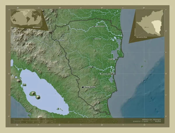 ニカラグアの自治区 アトランティコ スール 湖や川とWikiスタイルで着色された標高マップ 地域の主要都市の位置と名前 コーナー補助位置図 — ストック写真