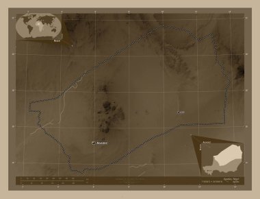 Agadez, Nijer Bölümü. Yükseklik haritası sepya tonlarında göller ve nehirlerle renklendirilmiş. Bölgenin büyük şehirlerinin yerleri ve isimleri. Köşedeki yedek konum haritaları