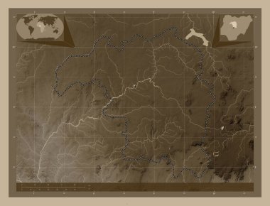 Kaduna, Nijerya Eyaleti. Yükseklik haritası sepya tonlarında göller ve nehirlerle renklendirilmiş. Köşedeki yedek konum haritaları