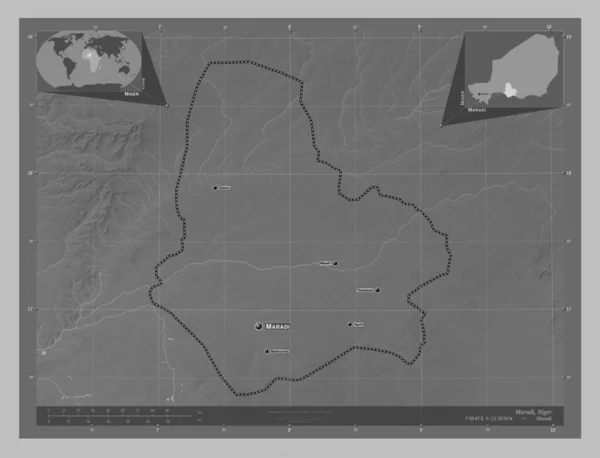尼日尔省的马拉迪 带有湖泊和河流的灰度高程图 该区域主要城市的地点和名称 角辅助位置图 — 图库照片