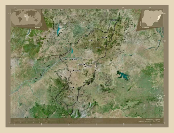 アダマワ ナイジェリアの州 高解像度衛星地図 地域の主要都市の位置と名前 コーナー補助位置図 — ストック写真