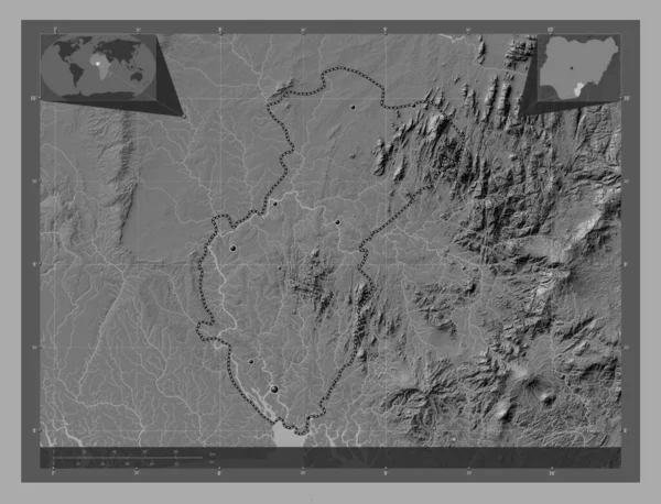尼日利亚州克罗斯河 带湖泊和河流的比尔维尔高程图 该区域主要城市的所在地点 角辅助位置图 — 图库照片