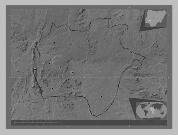 エキティ ナイジェリアの州 湖や川とグレースケールの標高マップ 地域の主要都市の場所 コーナー補助位置図 — ストック写真