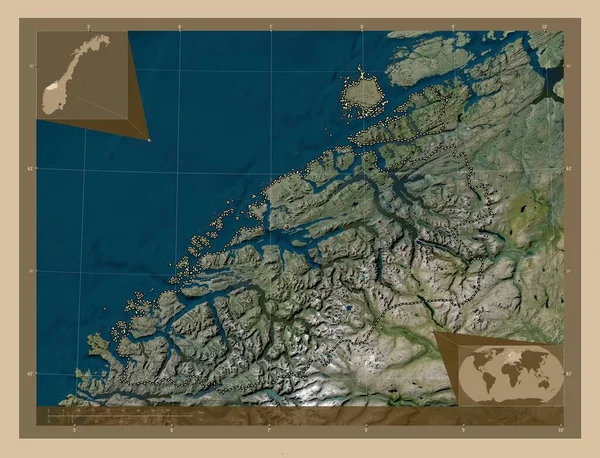 Mre Romsdal Κομητεία Της Νορβηγίας Δορυφορικός Χάρτης Χαμηλής Ανάλυσης Γωνιακοί — Φωτογραφία Αρχείου