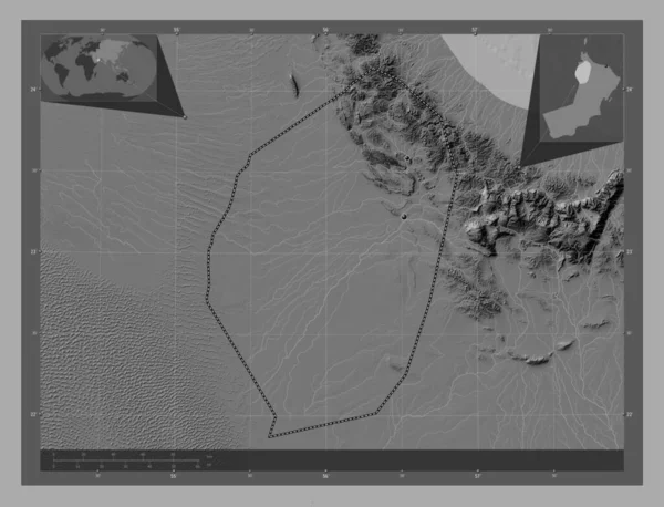 Dhahira 阿曼地区 带湖泊和河流的比尔维尔高程图 该区域主要城市的所在地点 角辅助位置图 — 图库照片