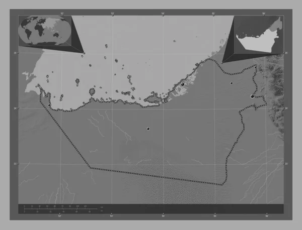 阿拉伯联合酋长国的酋长国 阿布扎比 带湖泊和河流的比尔维尔高程图 该区域主要城市的所在地点 角辅助位置图 — 图库照片