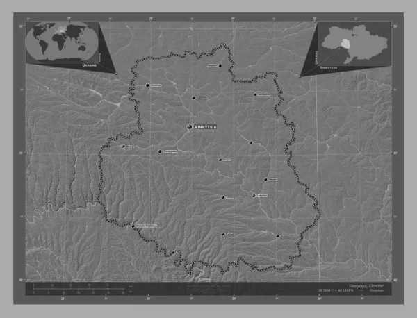 ヴィニトシア ウクライナの地域 湖や川と二階の標高マップ 地域の主要都市の位置と名前 コーナー補助位置図 — ストック写真