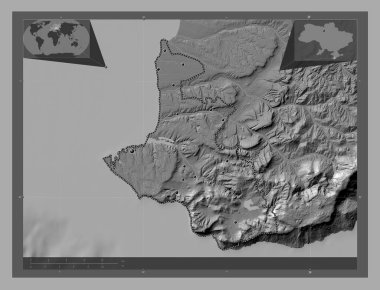 Sivastopol, Ukrayna özerk cumhuriyeti. Göllü ve nehirli çift katlı yükseklik haritası. Bölgenin büyük şehirlerinin yerleri. Köşedeki yedek konum haritaları