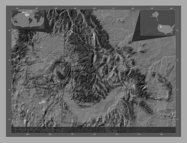 アイダホ州 アメリカ合衆国の州 湖や川と二階の標高マップ コーナー補助位置図 — ストック写真