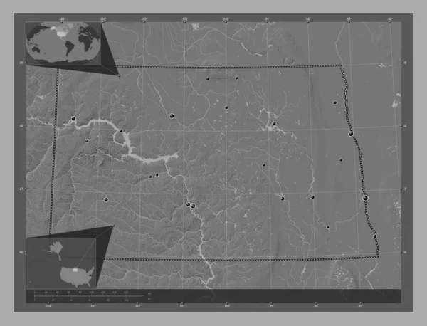 美国北达科他州 带湖泊和河流的比尔维尔高程图 该区域主要城市的所在地点 角辅助位置图 — 图库照片