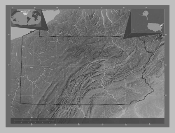 ペンシルベニア州 アメリカ合衆国の州 湖や川とグレースケールの標高マップ コーナー補助位置図 — ストック写真