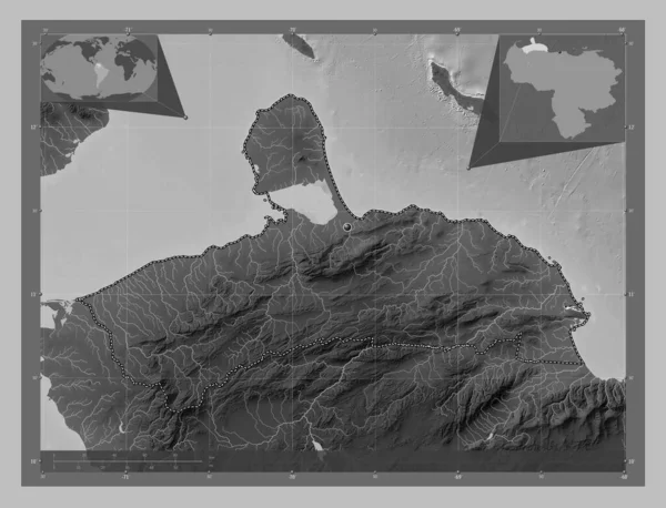 Falcon 委内瑞拉国 带有湖泊和河流的灰度高程图 角辅助位置图 — 图库照片