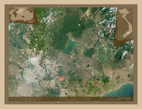 ベトナムの省 低解像度衛星地図 地域の主要都市の位置と名前 コーナー補助位置図 — ストック写真