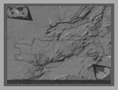 Lusaka, Zambiya vilayeti. Göllü ve nehirli çift katlı yükseklik haritası. Bölgenin büyük şehirlerinin yerleri. Köşedeki yedek konum haritaları
