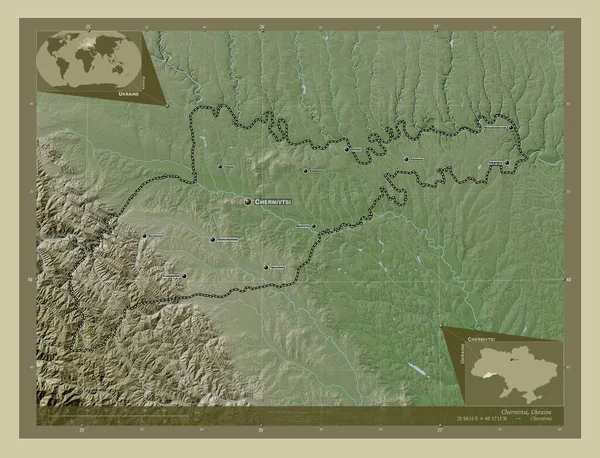 チェルニフツィ ウクライナの地域 湖や川とWikiスタイルで着色された標高マップ 地域の主要都市の位置と名前 コーナー補助位置図 — ストック写真