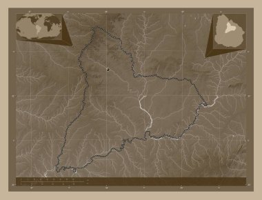 Tacuarembo, Uruguay Departmanı. Yükseklik haritası sepya tonlarında göller ve nehirlerle renklendirilmiş. Köşedeki yedek konum haritaları