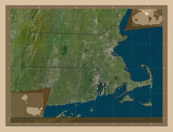 Massachusetts Verenigde Staten Van Amerika Lage Resolutie Satellietkaart Hulplocatiekaarten Hoek — Stockfoto