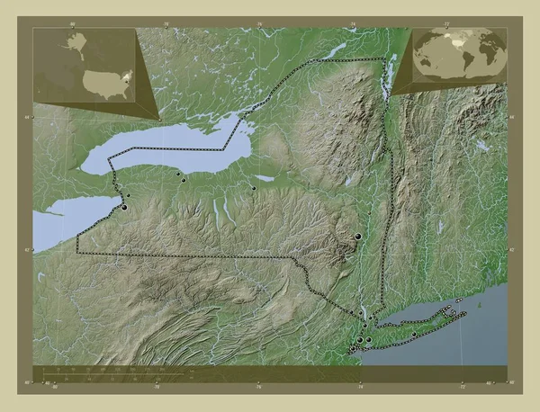 ニューヨーク アメリカ合衆国の州 湖や川とWikiスタイルで着色された標高マップ 地域の主要都市の場所 コーナー補助位置図 — ストック写真
