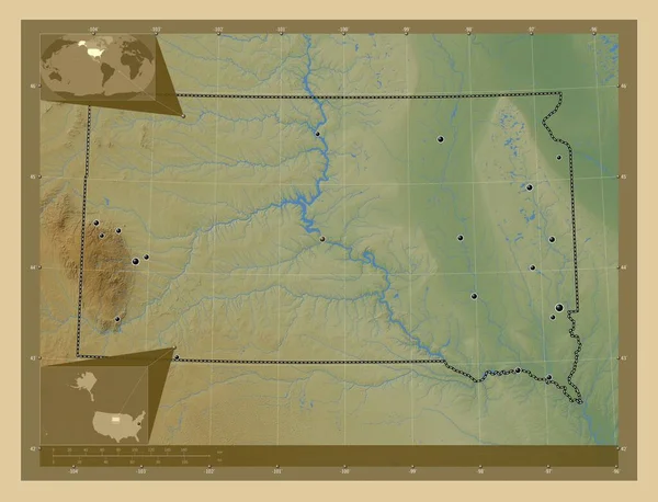 サウスダコタ州 アメリカ合衆国の州 湖や川と色の標高マップ 地域の主要都市の場所 コーナー補助位置図 — ストック写真