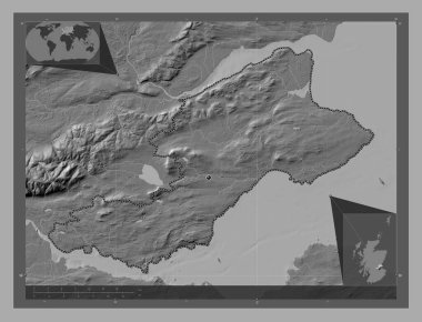 Fife, İskoçya bölgesi - Büyük Britanya. Göllü ve nehirli çift katlı yükseklik haritası. Köşedeki yedek konum haritaları